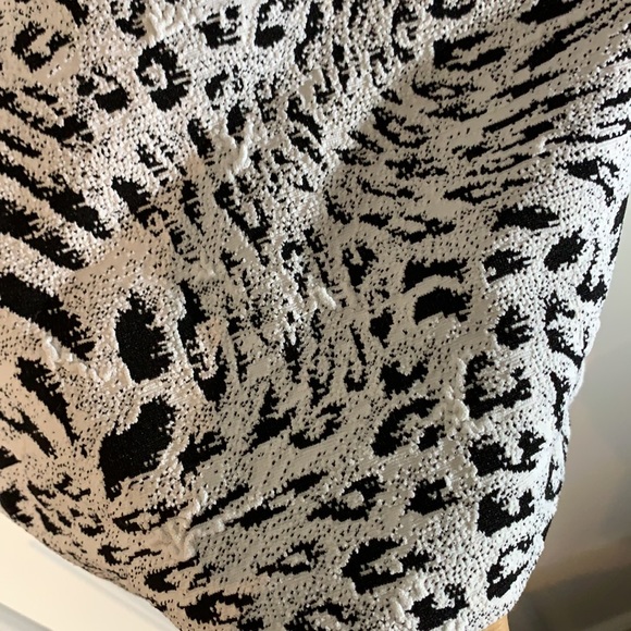 Caché Bodycon White Leopard Dress XS - Picture 3 of 6